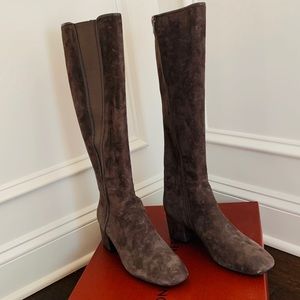 Donald Pliner Size 10M women’s Camille Taupe Boots